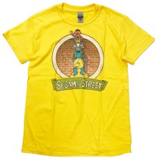 画像1: 【SESAMI STREET】 セサミストリート STACKED  GROUP S/S  PRINT TEE メンズ/レディース (1)