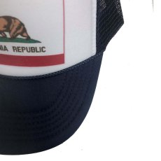 画像4: TRUKER HAT USA メッシュCAP CALIFORNIA FLAG  NAVY   メンズ/レディース (4)